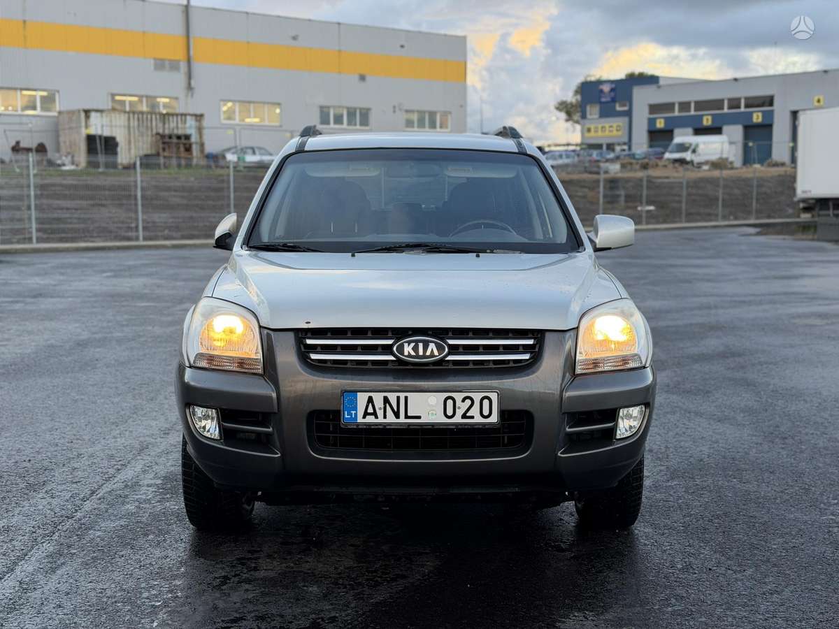 Kia Sportage 2005 — вигляд ззаду