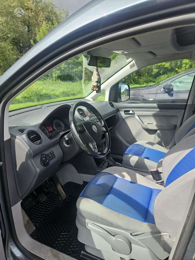 Volkswagen Caddy 2009 — photo 9