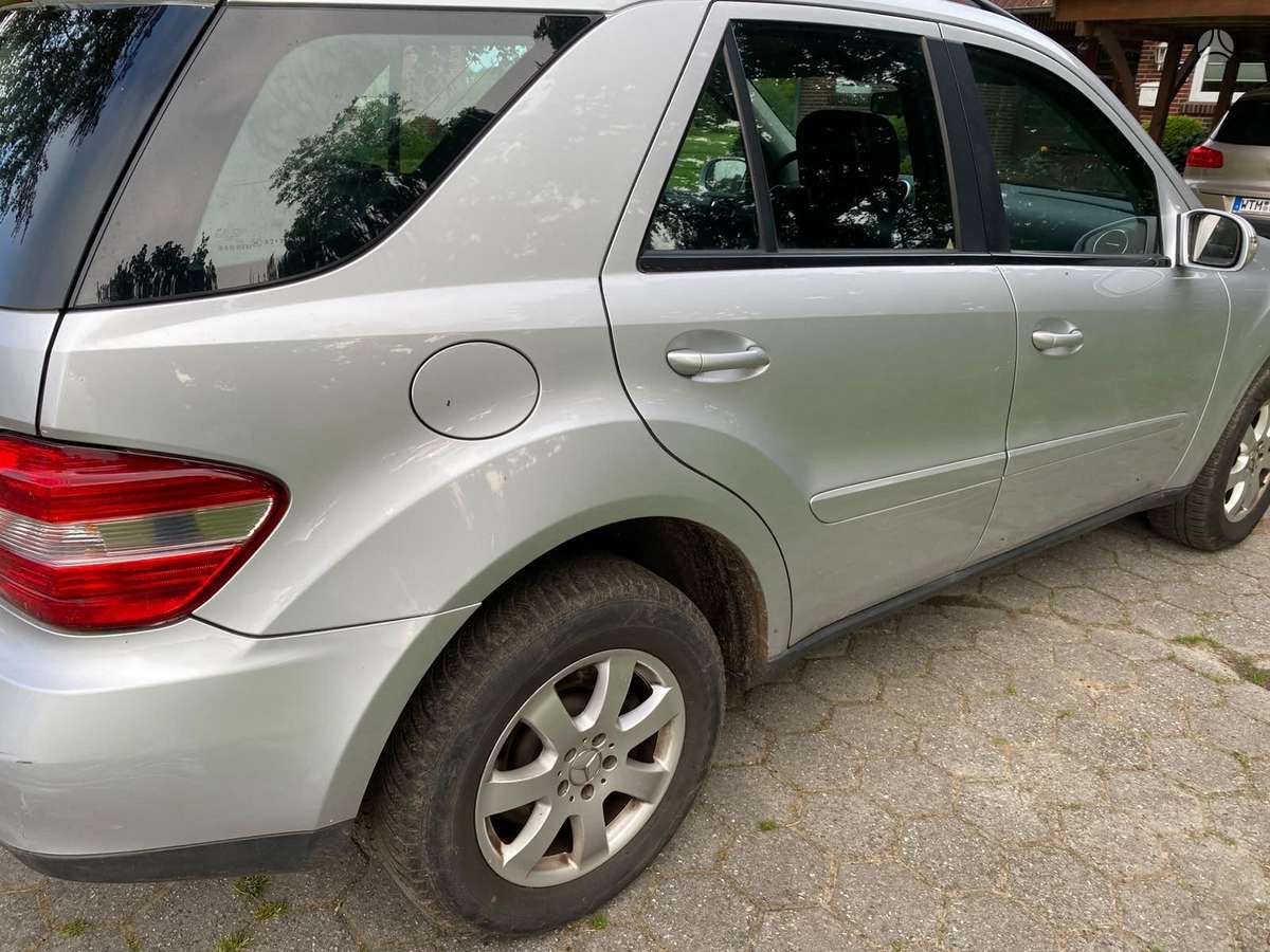 Mercedes-Benz ML280 2007 — photo 11