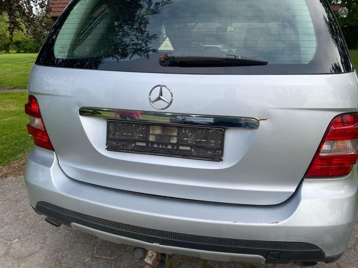 Mercedes-Benz ML280 2007 — interior