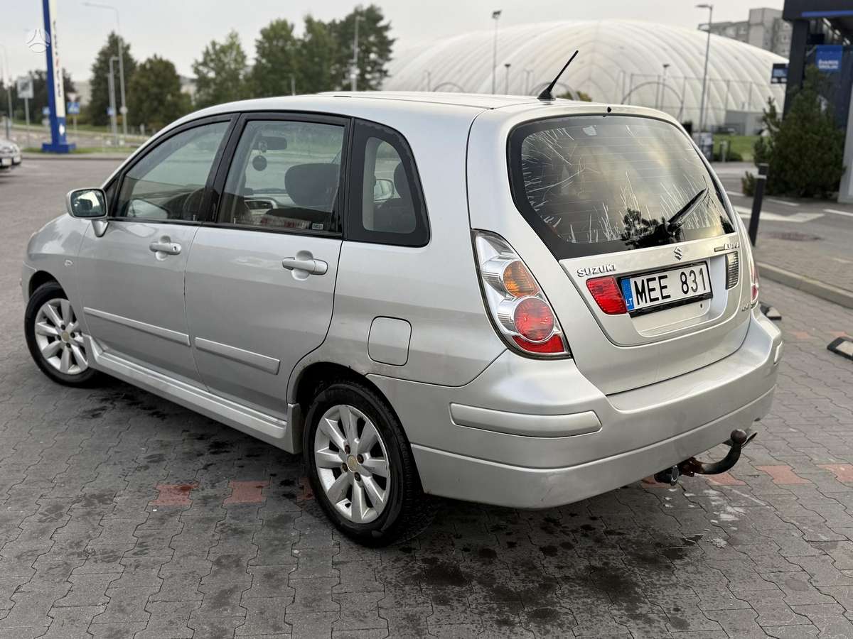 Suzuki Liana 2007 — interior