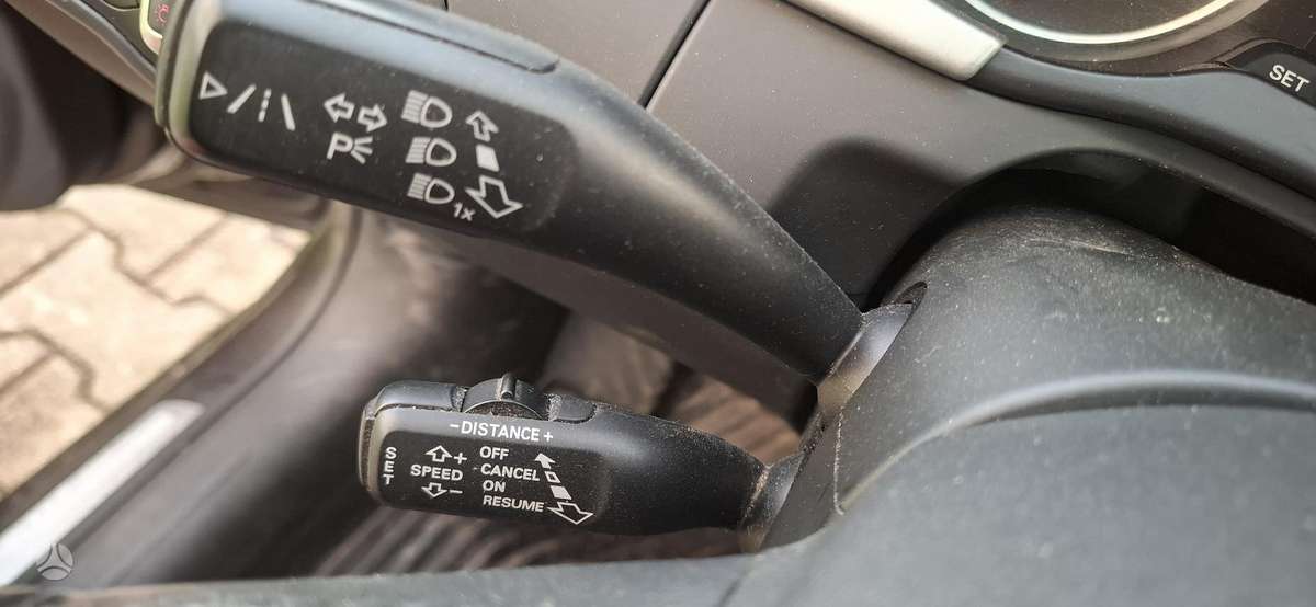 Audi A4 2009 — photo 8
