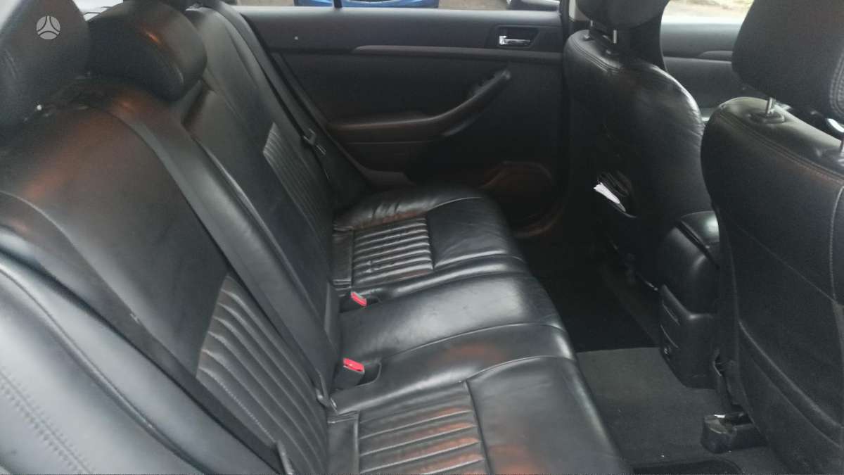 Toyota Avensis 2009 — photo 6