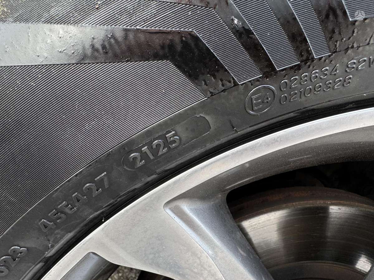 Hyundai Santa 2012 — photo 29