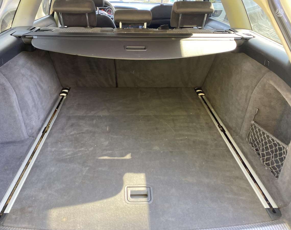 Audi A6 2009 — photo 11