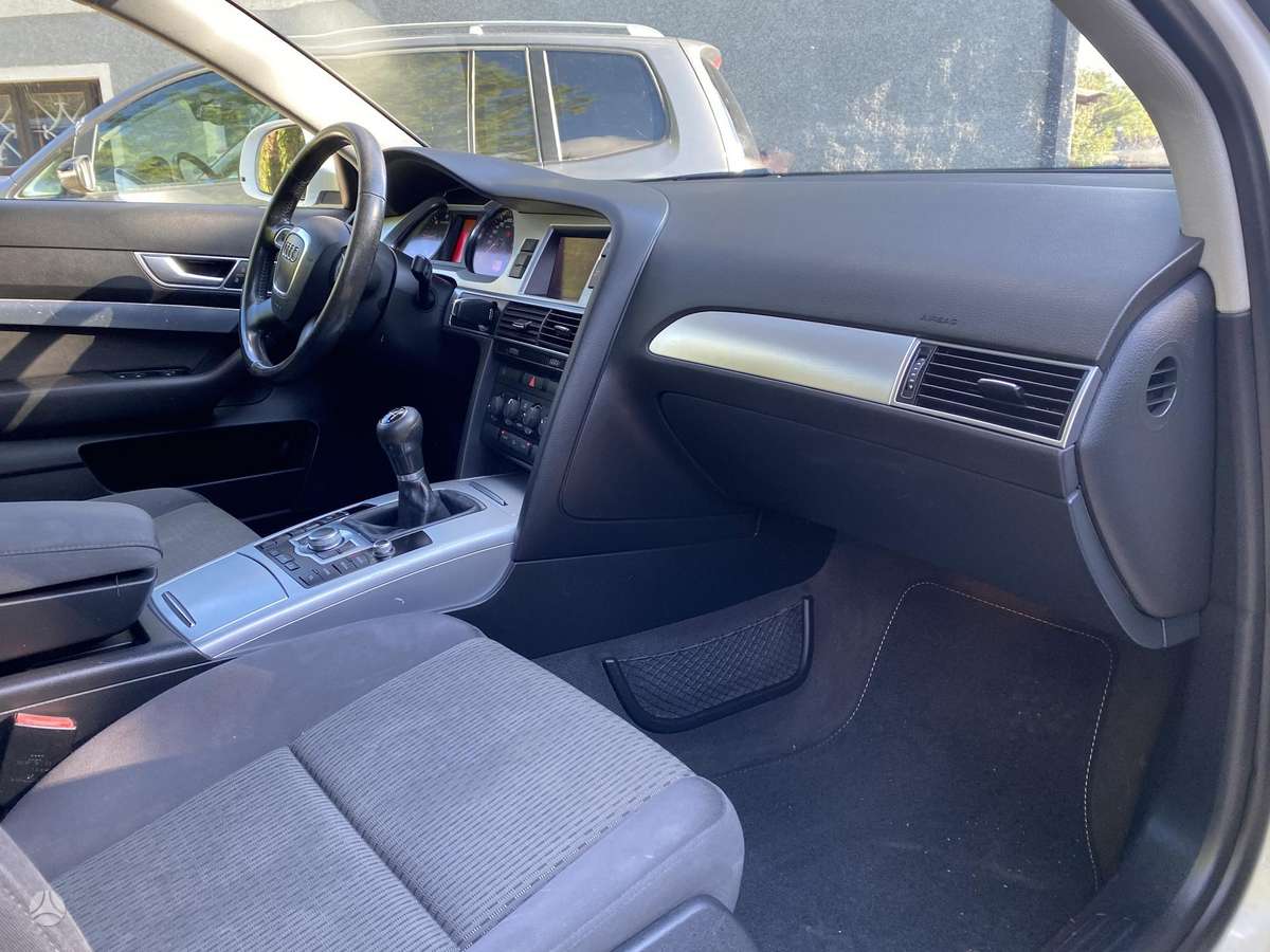 Audi A6 2009 — photo 7