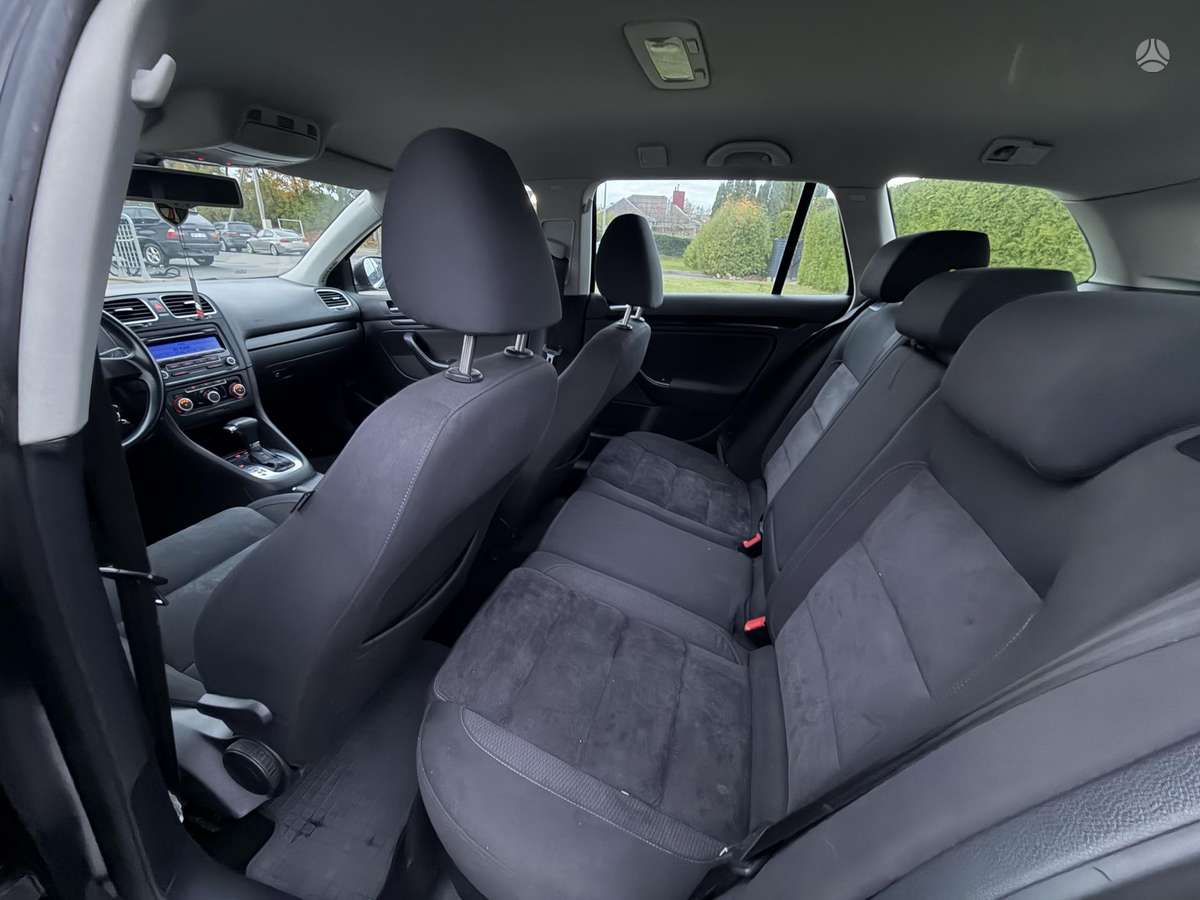Volkswagen Golf 2010 — photo 15