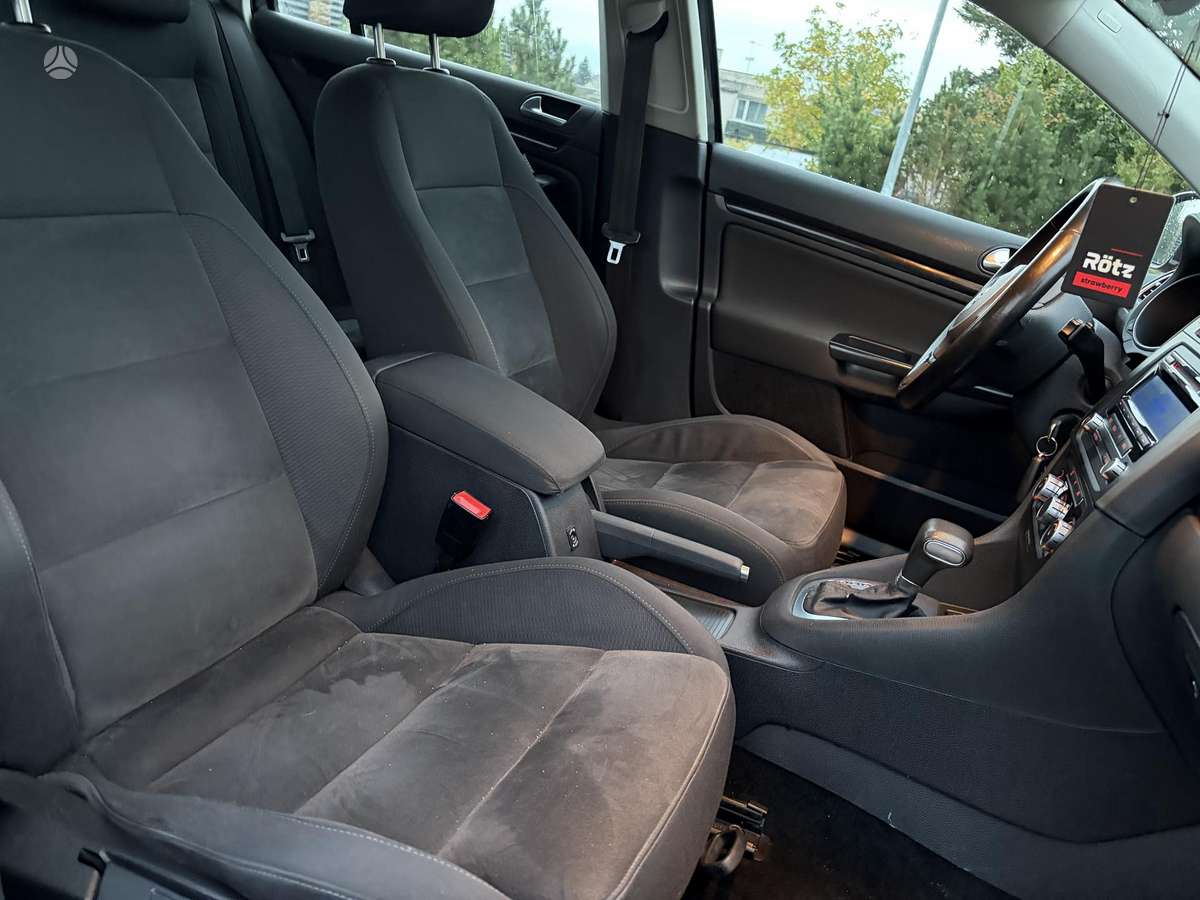 Volkswagen Golf 2010 — photo 19