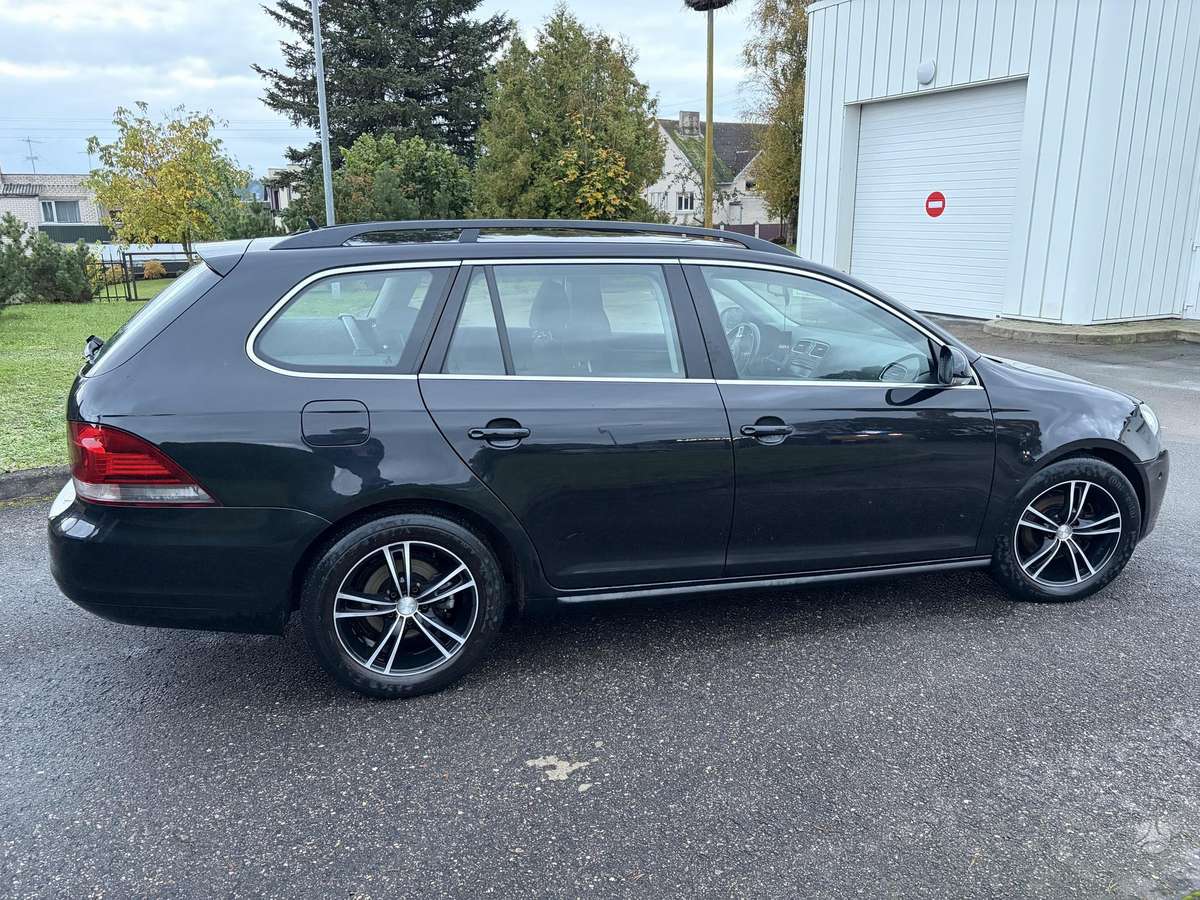 Volkswagen Golf 2010 — photo 9