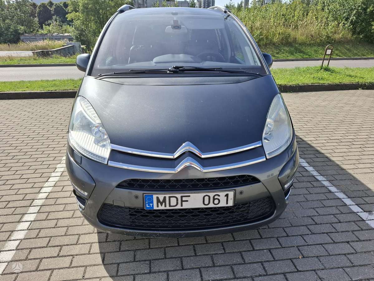 Citroen Grand 2013 — rear view