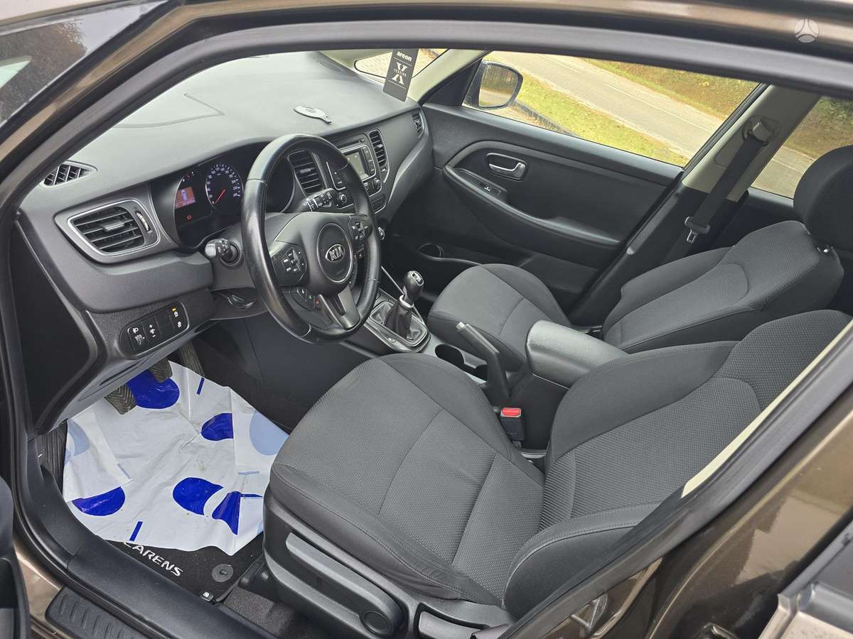 Kia Carens 2014 — photo 12