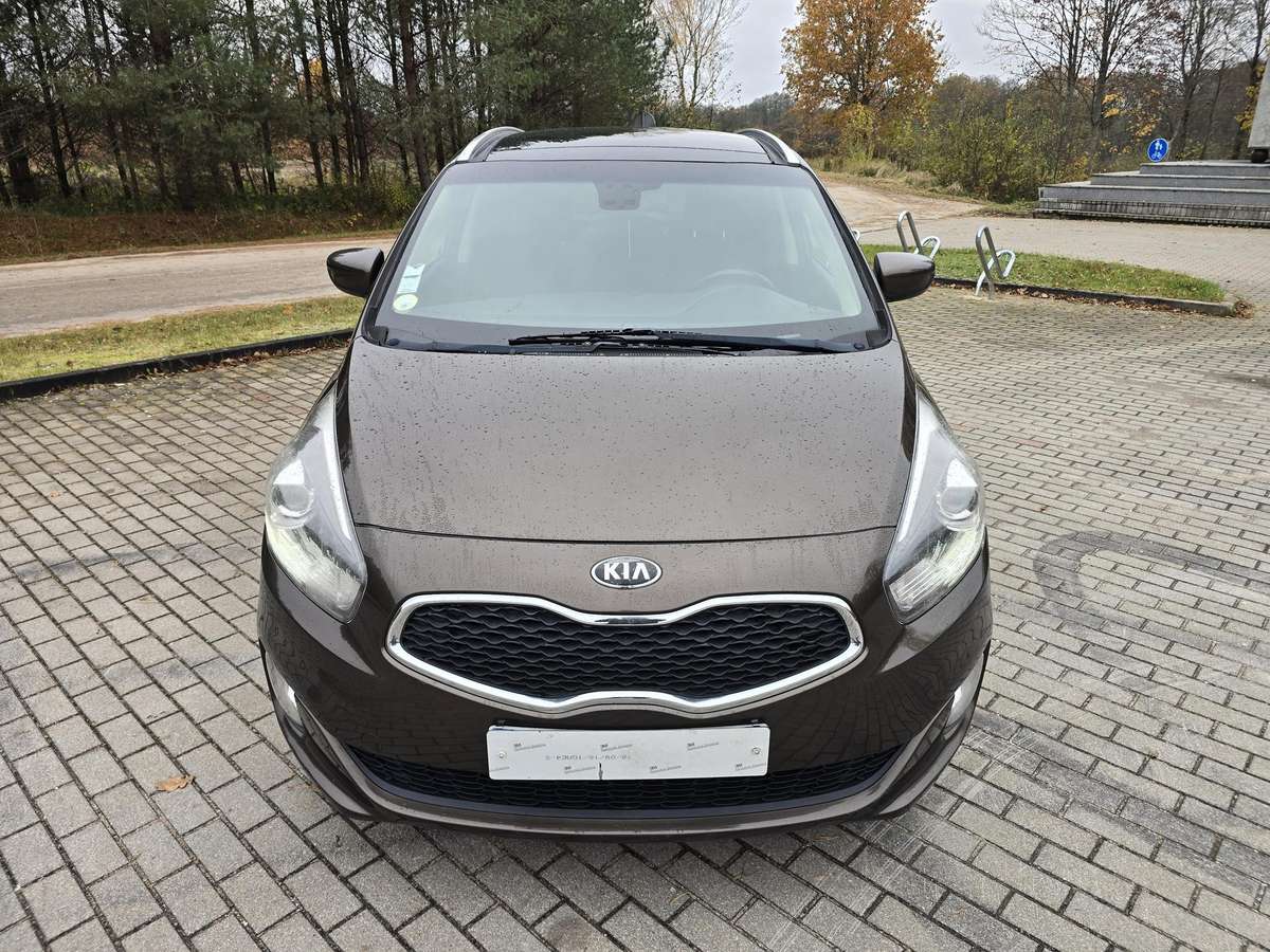Kia Carens 2014 — engine 1685 cm³, 136 HP (100kW)
