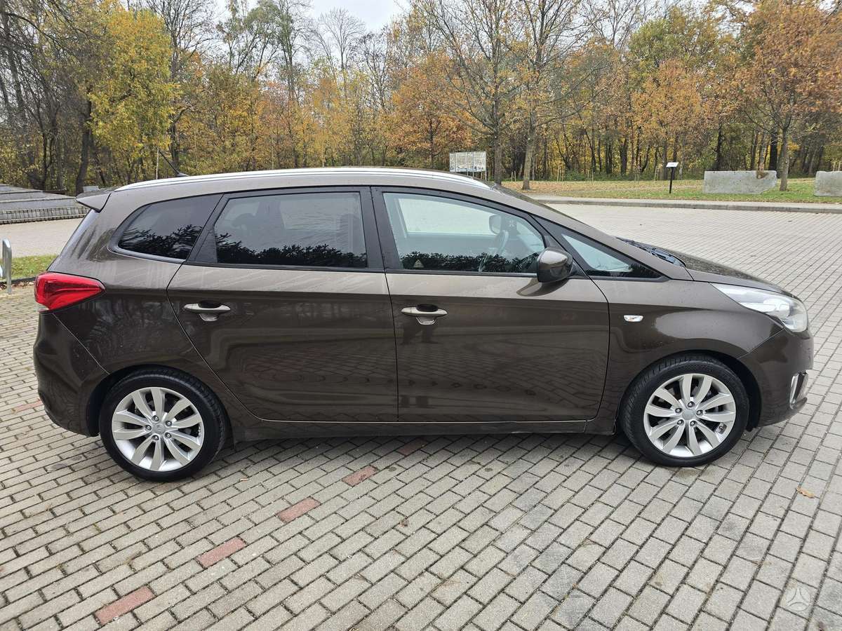 Kia Carens 2014 — photo 6