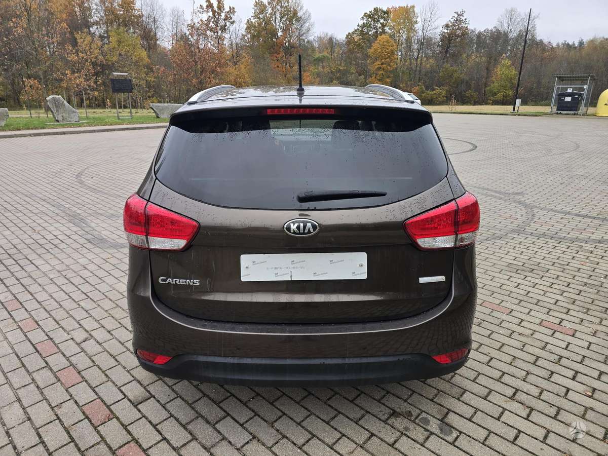 Kia Carens 2014 — photo 8