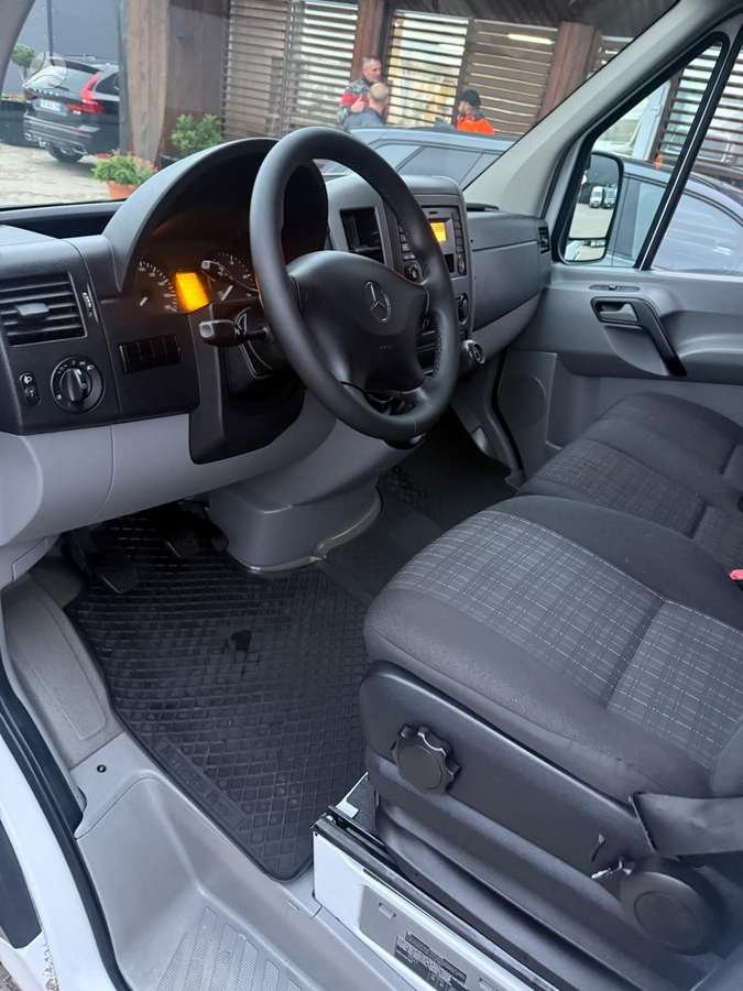 Mercedes-Benz Sprinter 2015 — фото 12