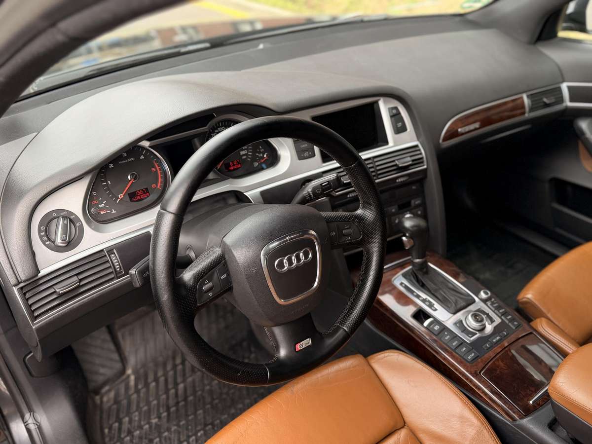 Audi A6 2010 — photo 10