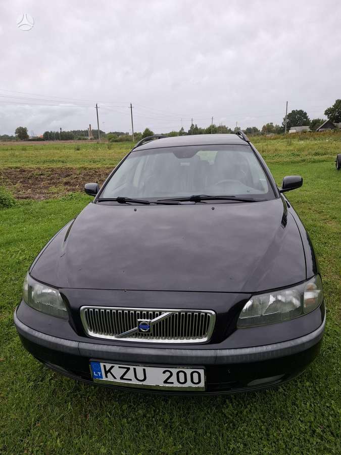 Volvo V70 2004 — engine 2400 cm³, 163 HP (120kW)