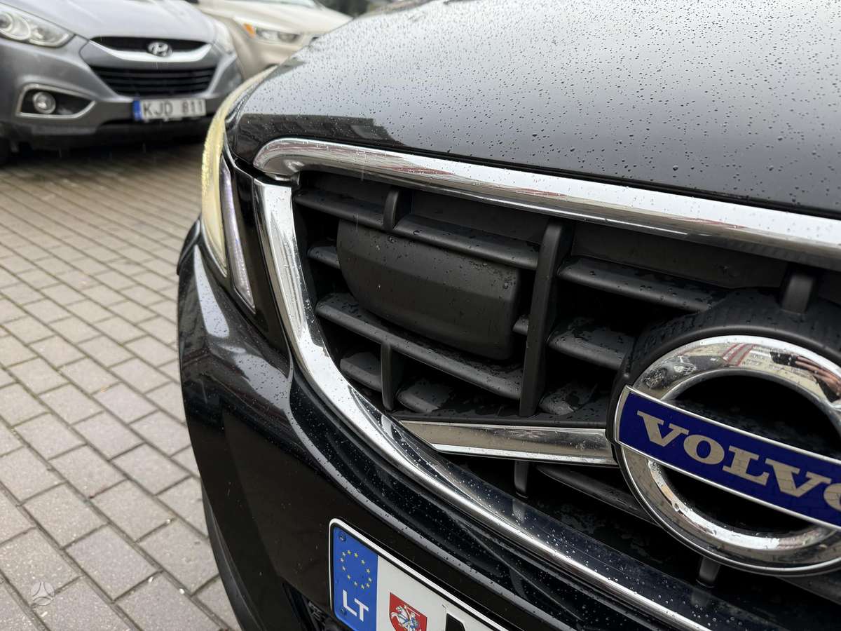 Volvo XC60 2011 — photo 13