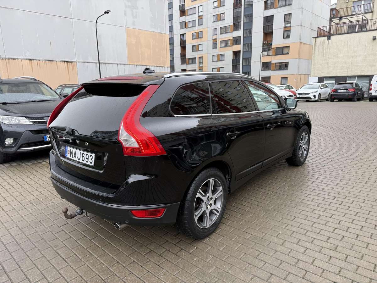 Volvo XC60 2011 — photo 6