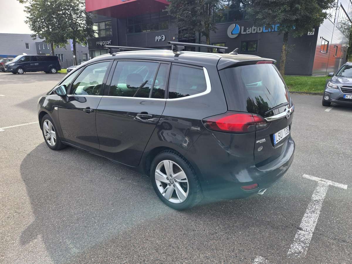 Opel Zafira, 2015