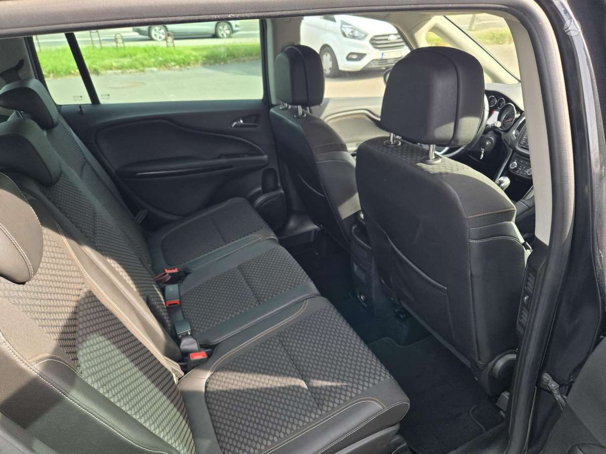 Opel Zafira 2015 — engine 1956 cm³, 170 HP (125kW)