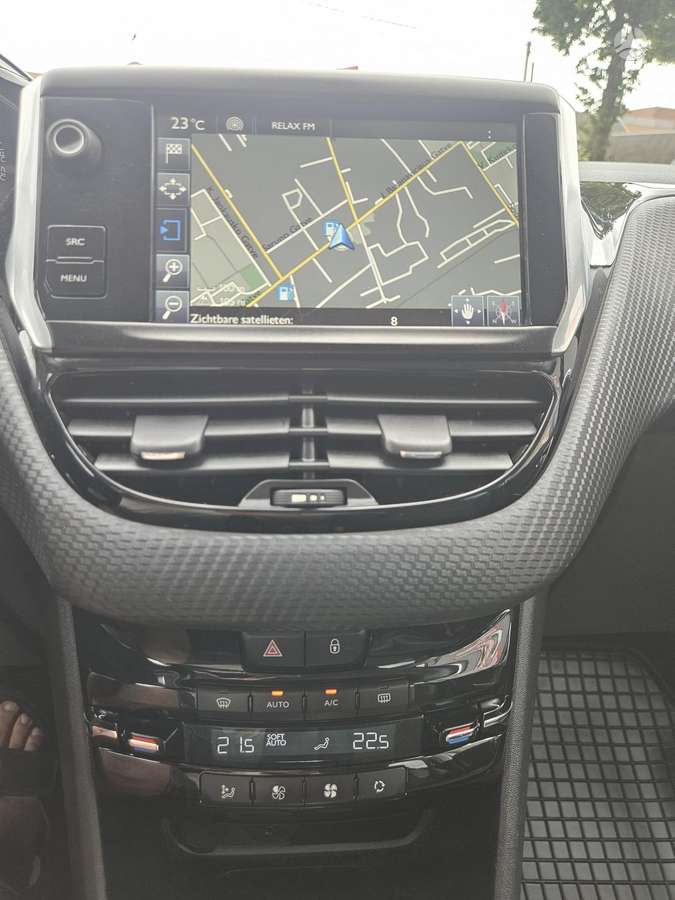 Peugeot 2008 2015 — photo 20