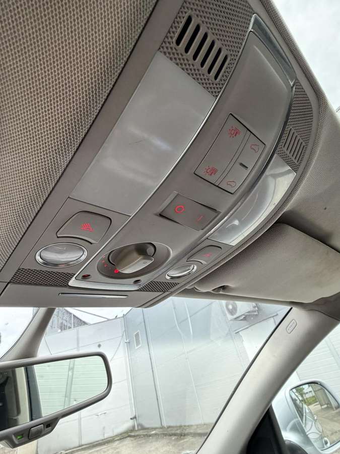 Audi Q7 2006 — photo 13