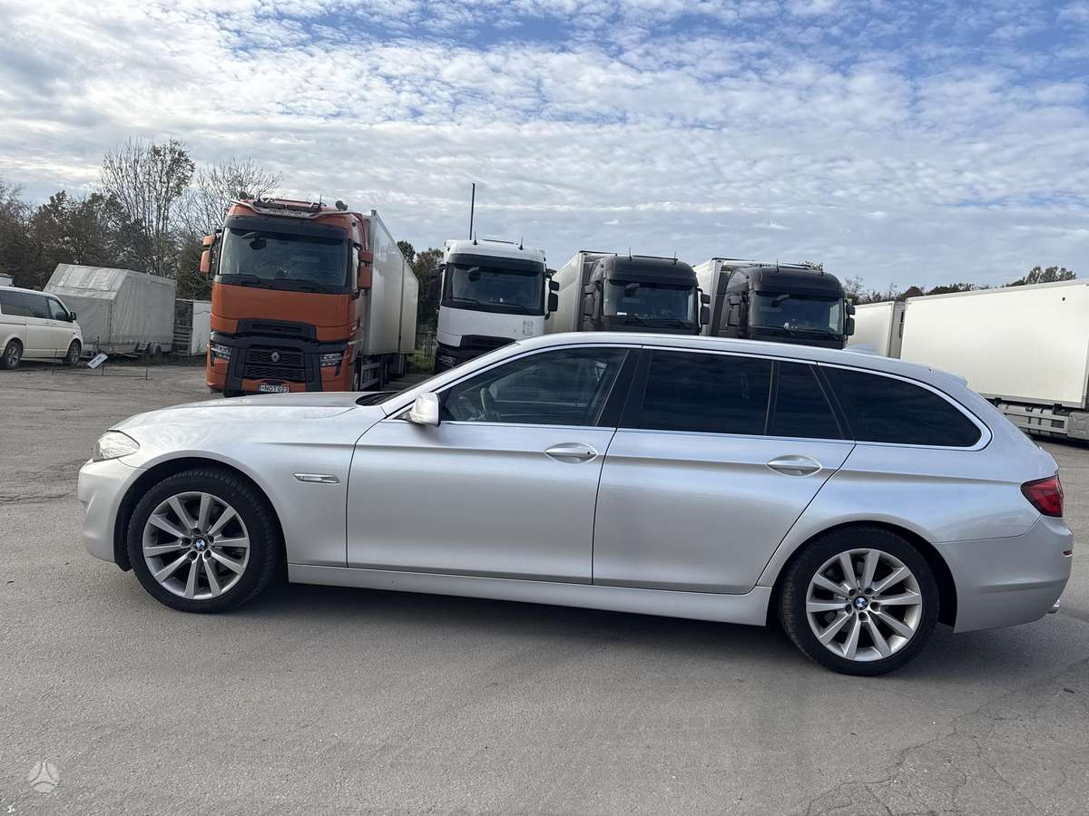 BMW 520 2013 — двигун 1995 cm³, 184 HP (135kW)
