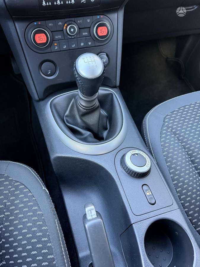 Nissan Qashqai 2008 — photo 36