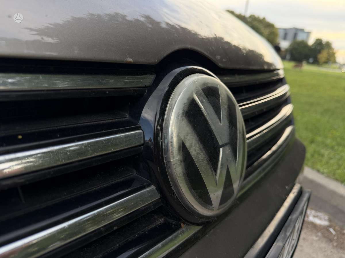 Volkswagen Passat 2011 — photo 20