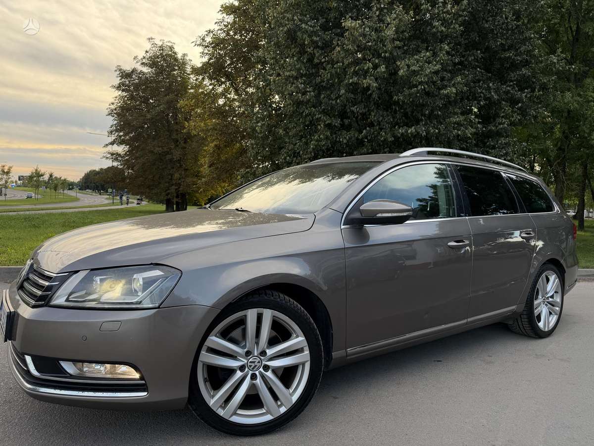Volkswagen Passat 2011 — photo 27