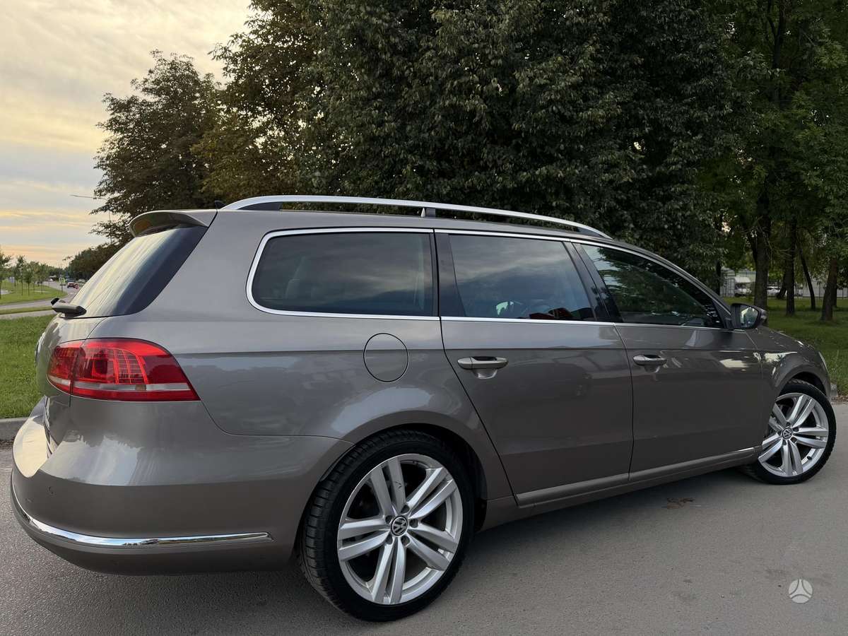 Volkswagen Passat 2011 — photo 30
