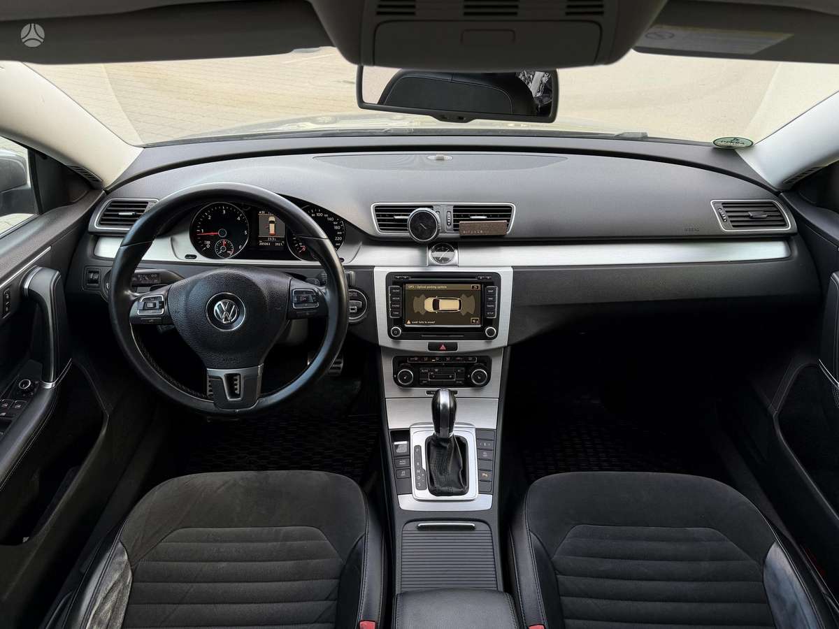 Volkswagen Passat 2011 — photo 5