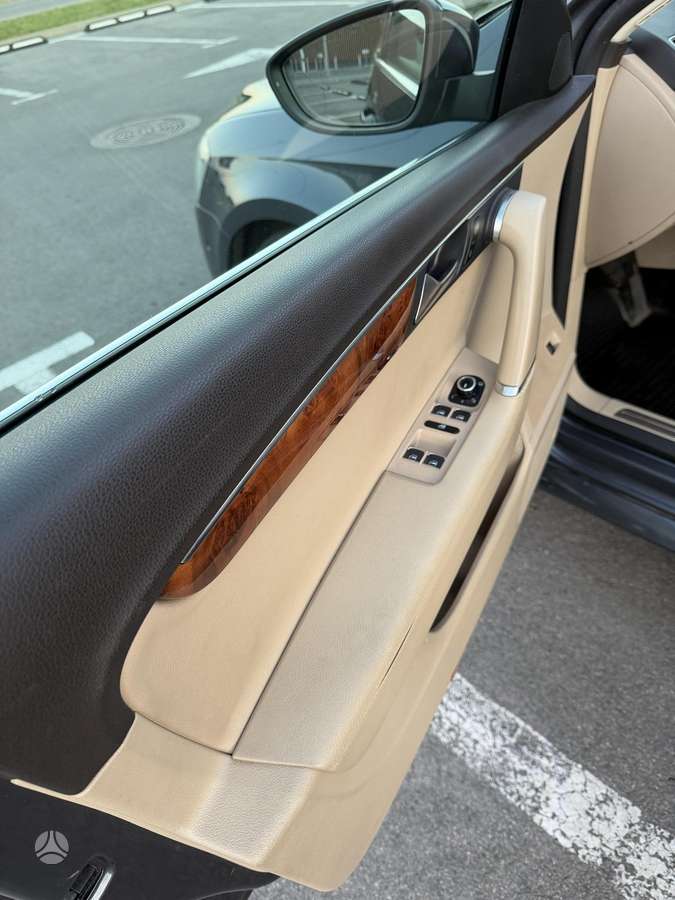 Volkswagen Passat 2011 — photo 10