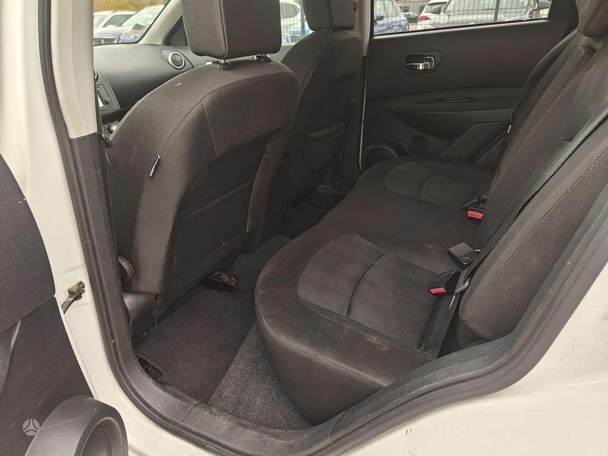 Nissan Qashqai 2011 — photo 12