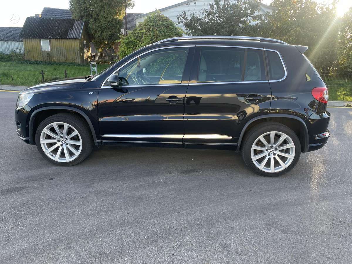 Volkswagen Tiguan 2010 — двигун 1968 cm³, 140 HP (103kW)