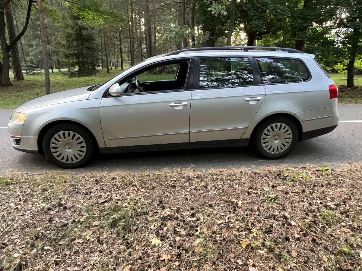 Volkswagen Passat 2008 — engine 1896 cm³, 105 HP (77kW)