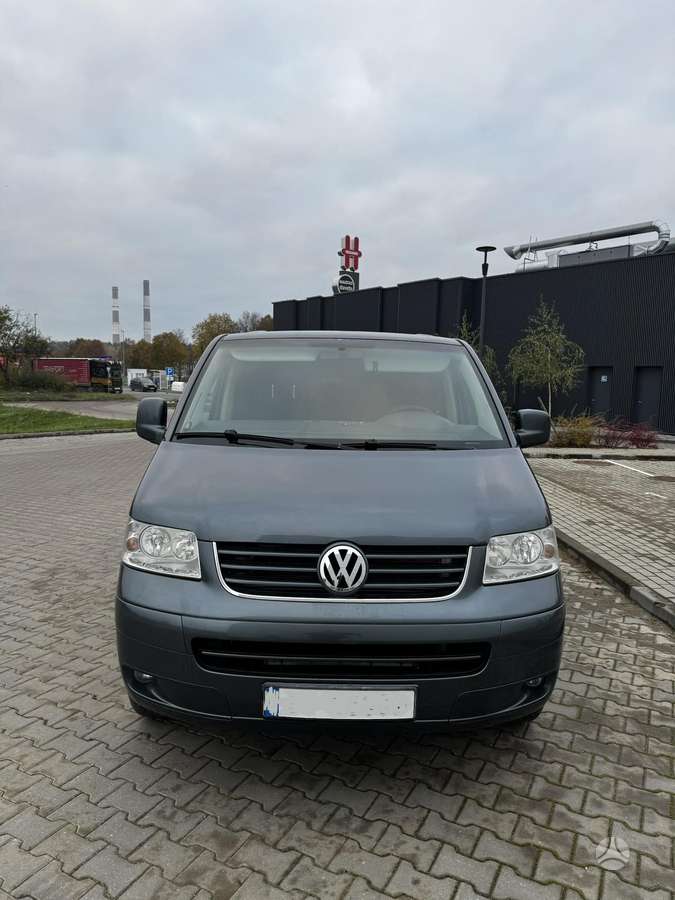 Volkswagen Transporter 2007 — вигляд ззаду