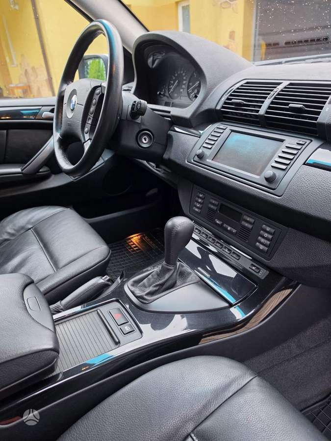 BMW X5 2006 — photo 12