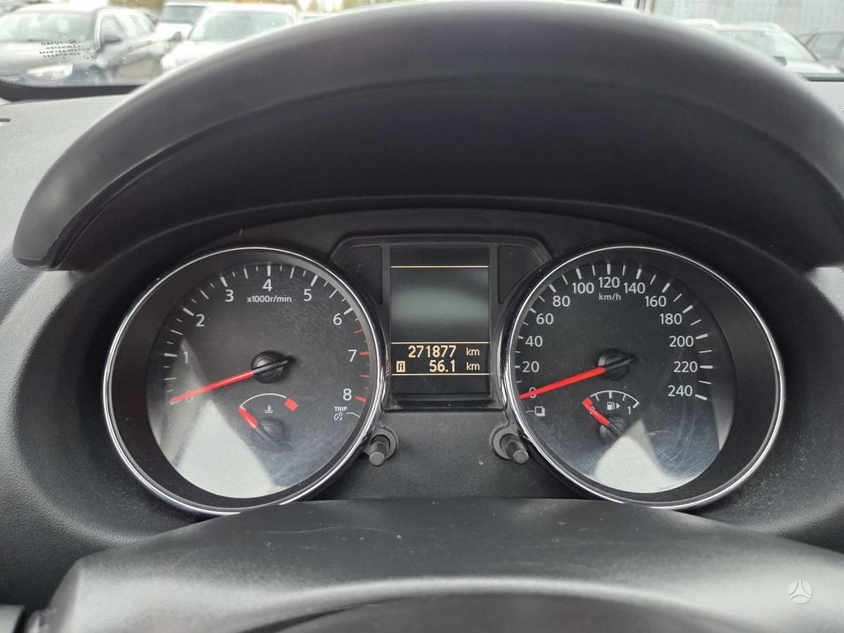Nissan Qashqai+2 2013 — photo 21