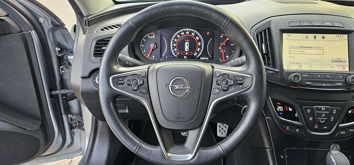 Opel Insignia 2014 — фото 19