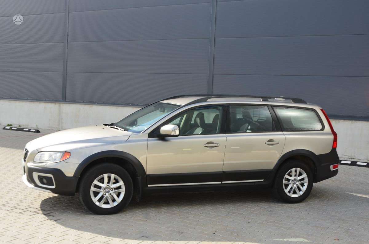 Volvo XC70 2009 — photo 19