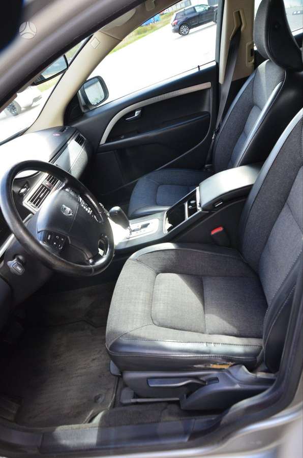 Volvo XC70 2009 — photo 22