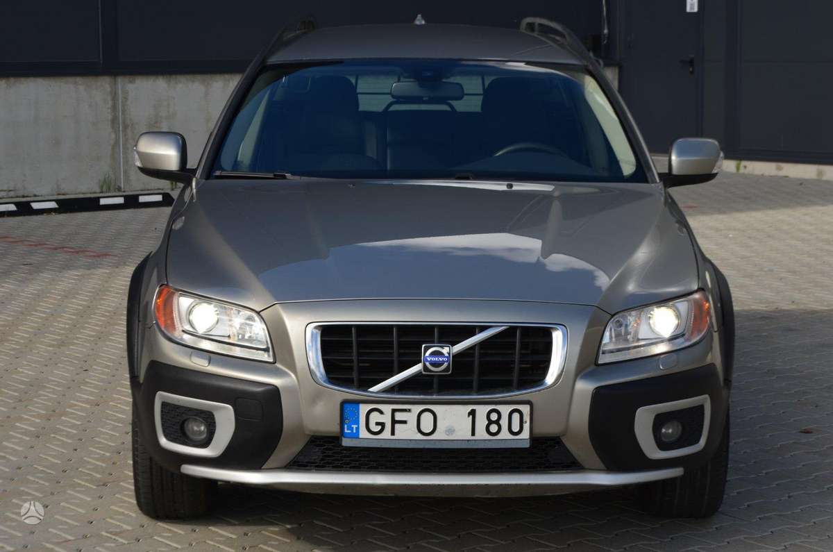 Volvo XC70 2009 — engine 2400 cm³, 185 HP (136kW)
