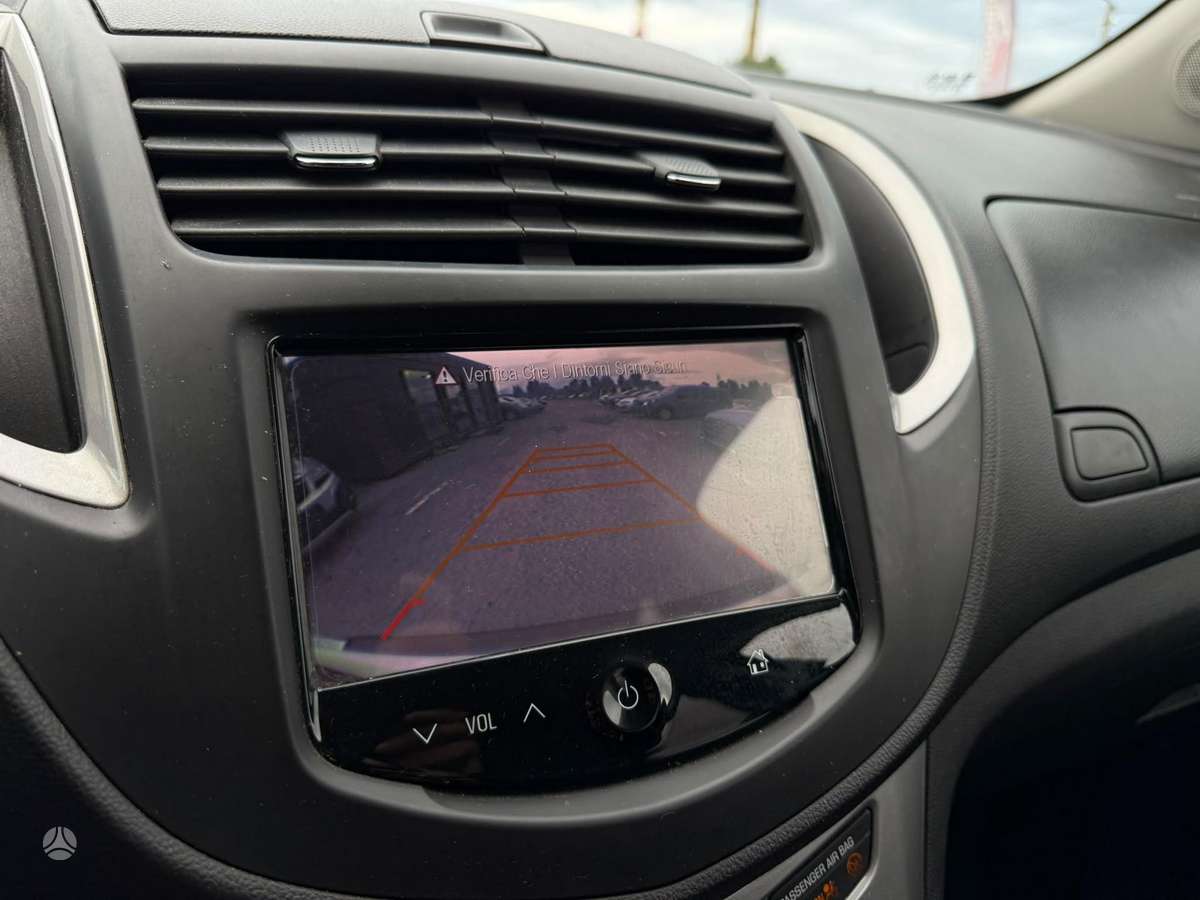 Chevrolet Trax 2013 — photo 11