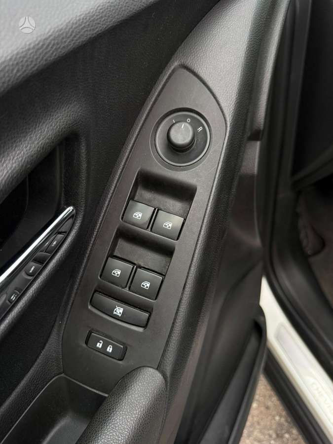 Chevrolet Trax 2013 — photo 15