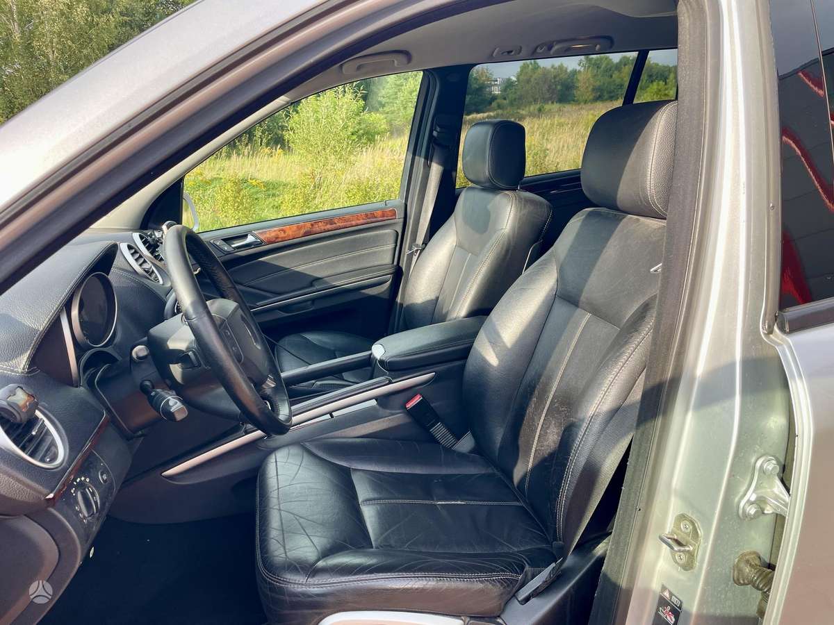 Mercedes-Benz GL320 2006 — photo 11