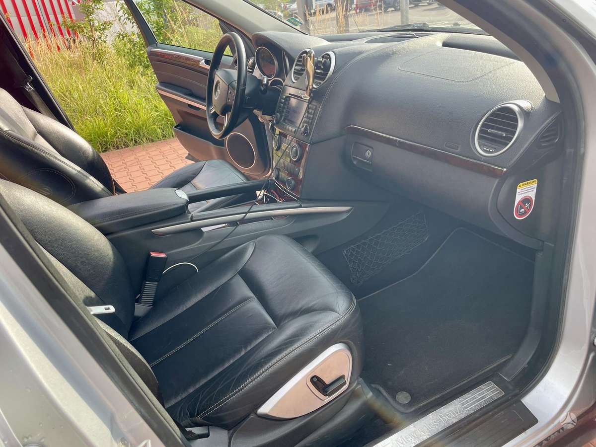 Mercedes-Benz GL320 2006 — photo 14