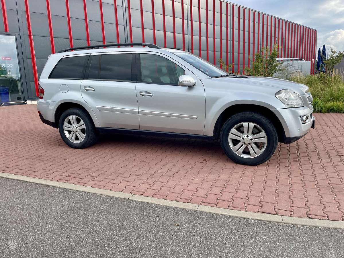 Mercedes-Benz GL320 2006 — photo 6