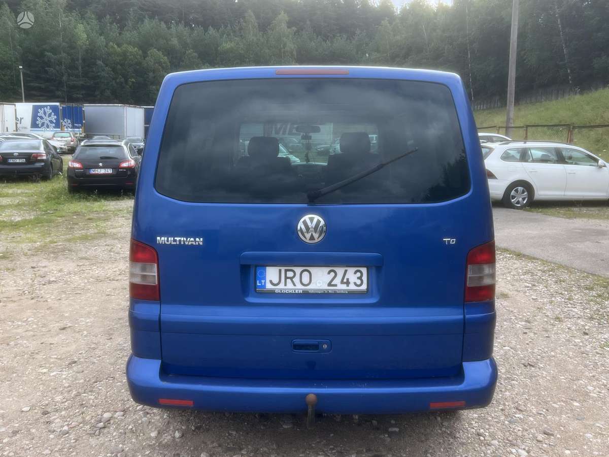Volkswagen Multivan 2004 — photo 5